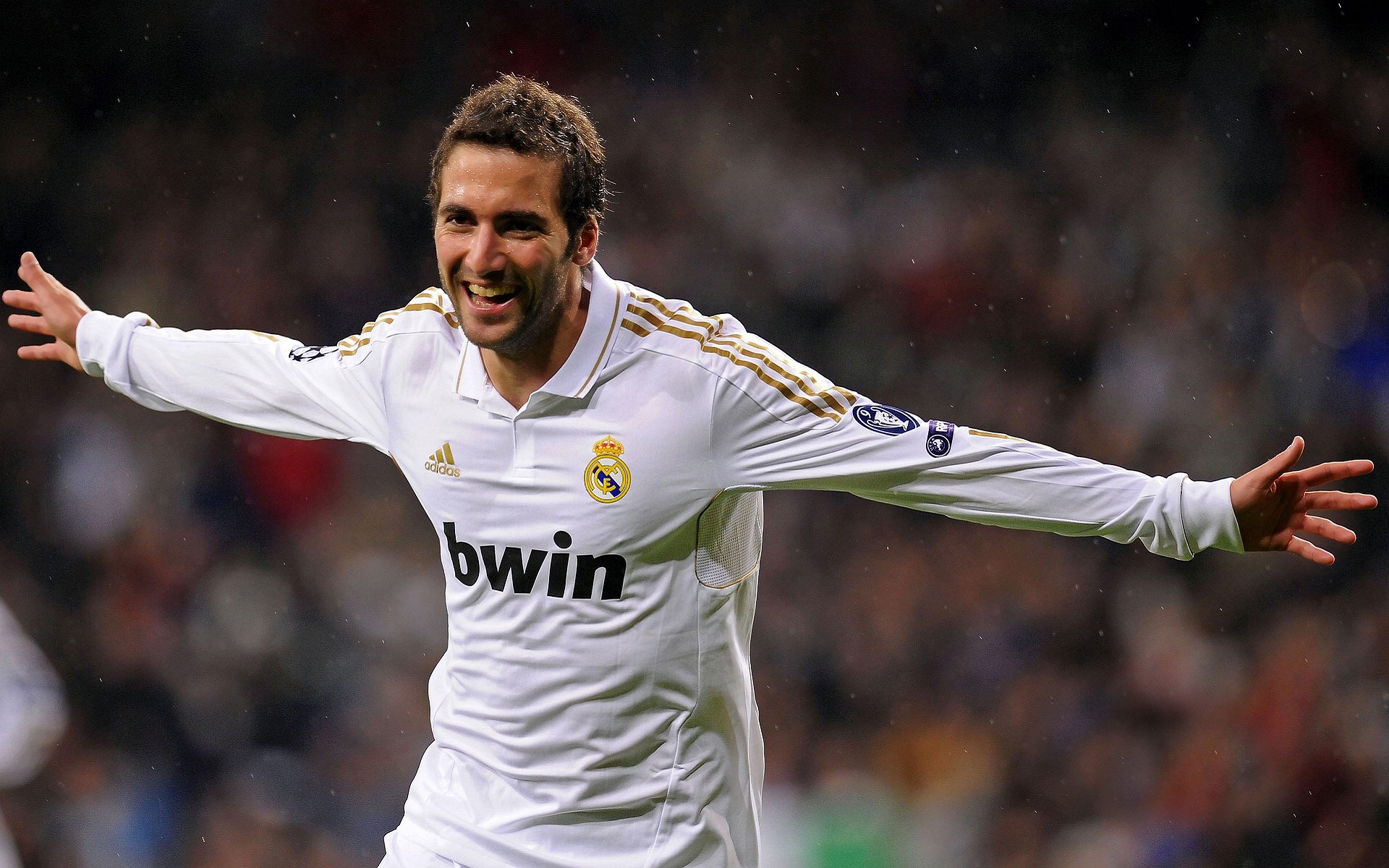 竞争激烈！欧洲足球冠军联赛四分之一决赛即将开始