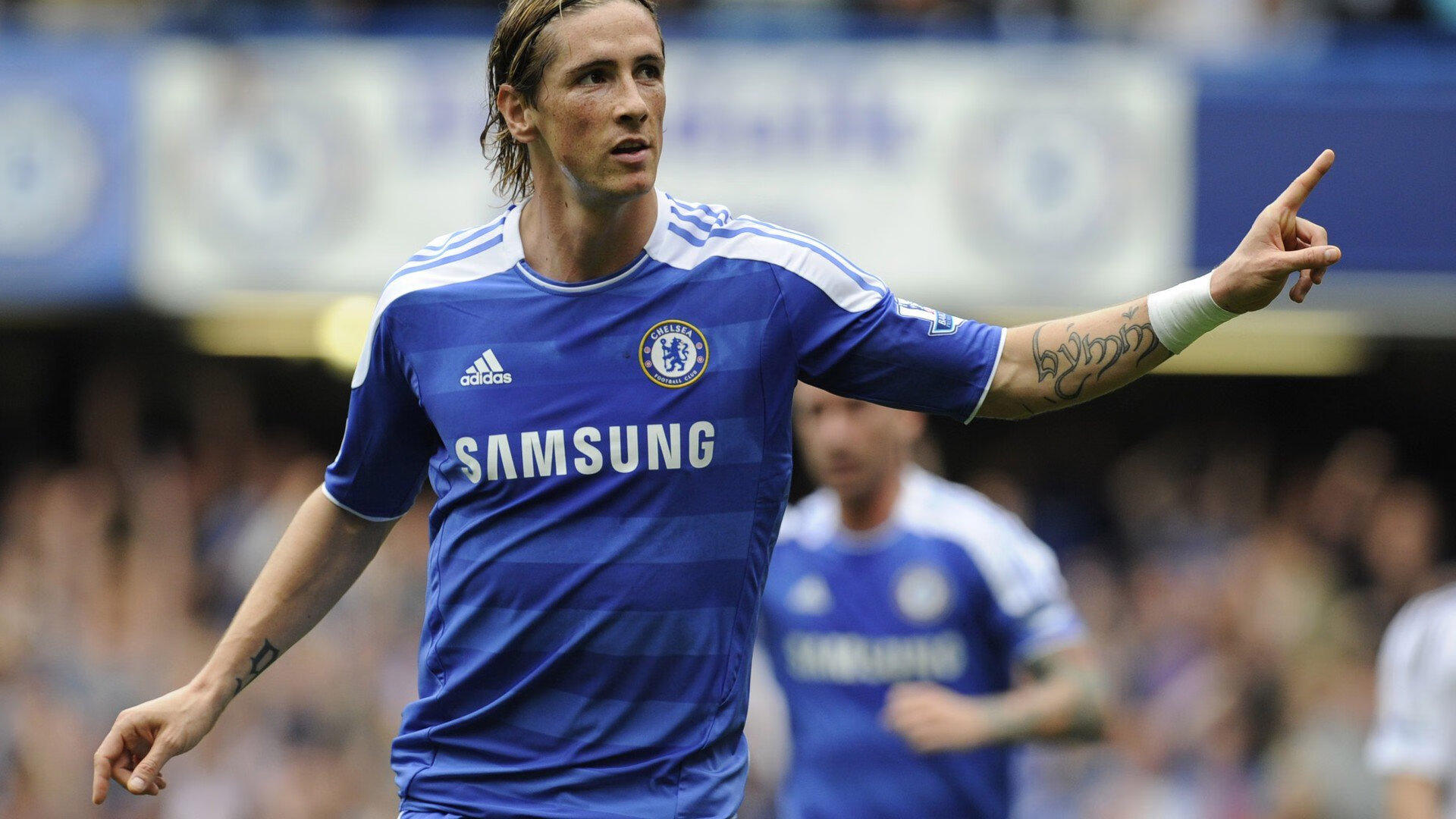 足球联赛赛前热身设计趋于多元，足球职业队赛前热身